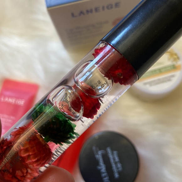 Small lip care bundle- Laneige, ulta beauty, beauty treats. - Picture 7 of 7